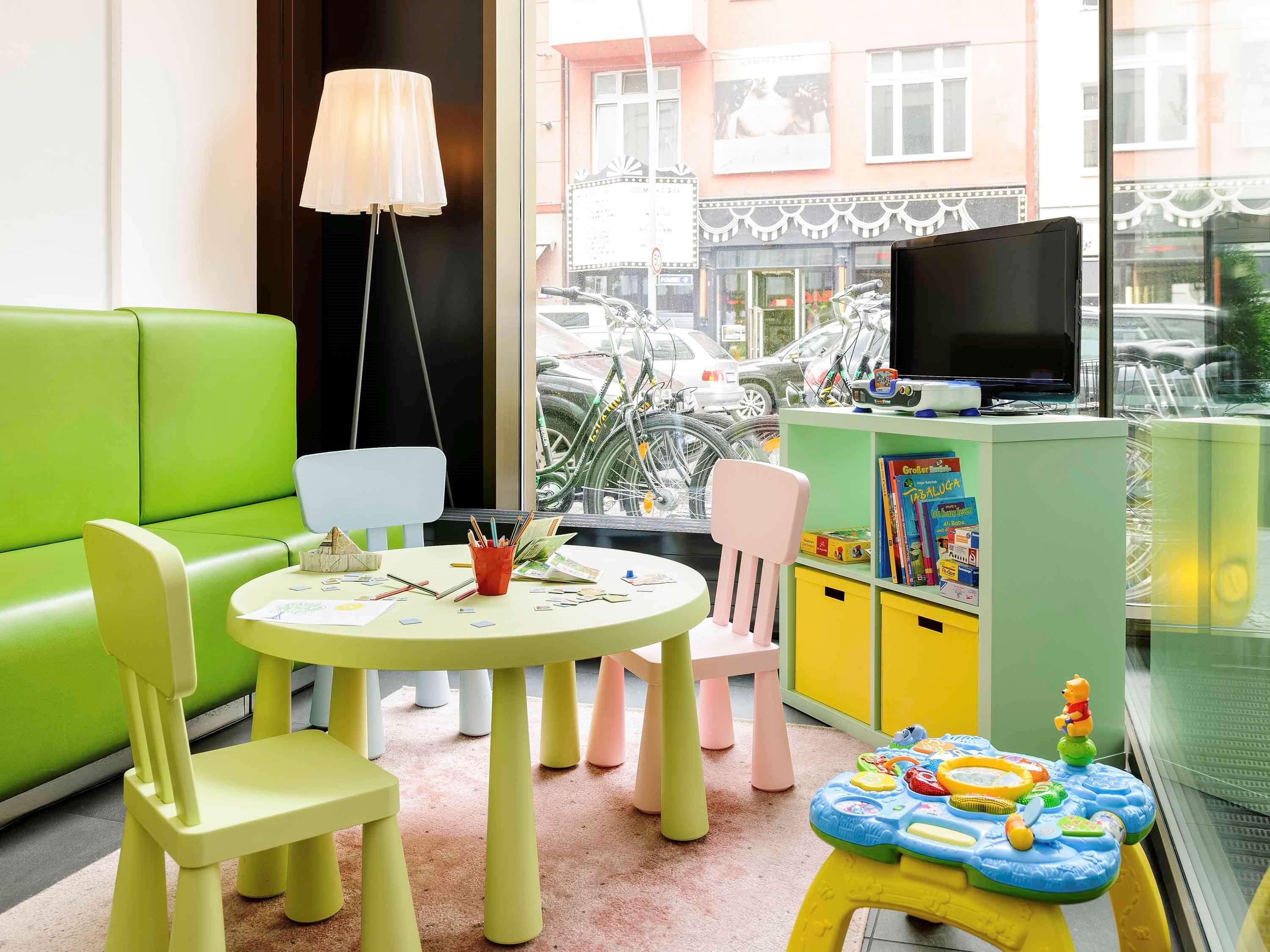 Ibis Styles Hotel Berlin Mitte Bagian luar foto