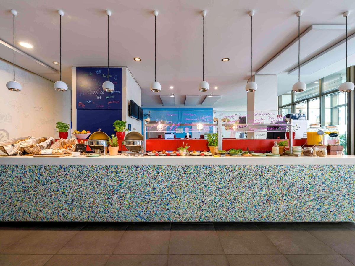 Ibis Styles Hotel Berlin Mitte Bagian luar foto
