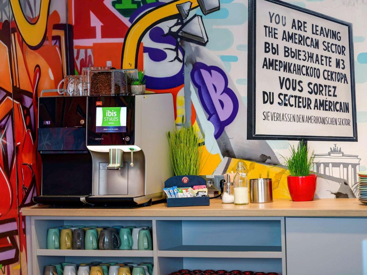 Ibis Styles Hotel Berlin Mitte Bagian luar foto