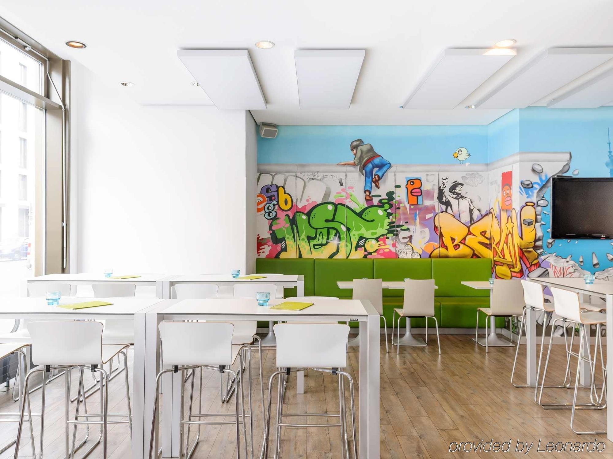 Ibis Styles Hotel Berlin Mitte Bagian luar foto