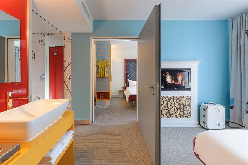 Ibis Styles Hotel Berlin Mitte Bagian luar foto