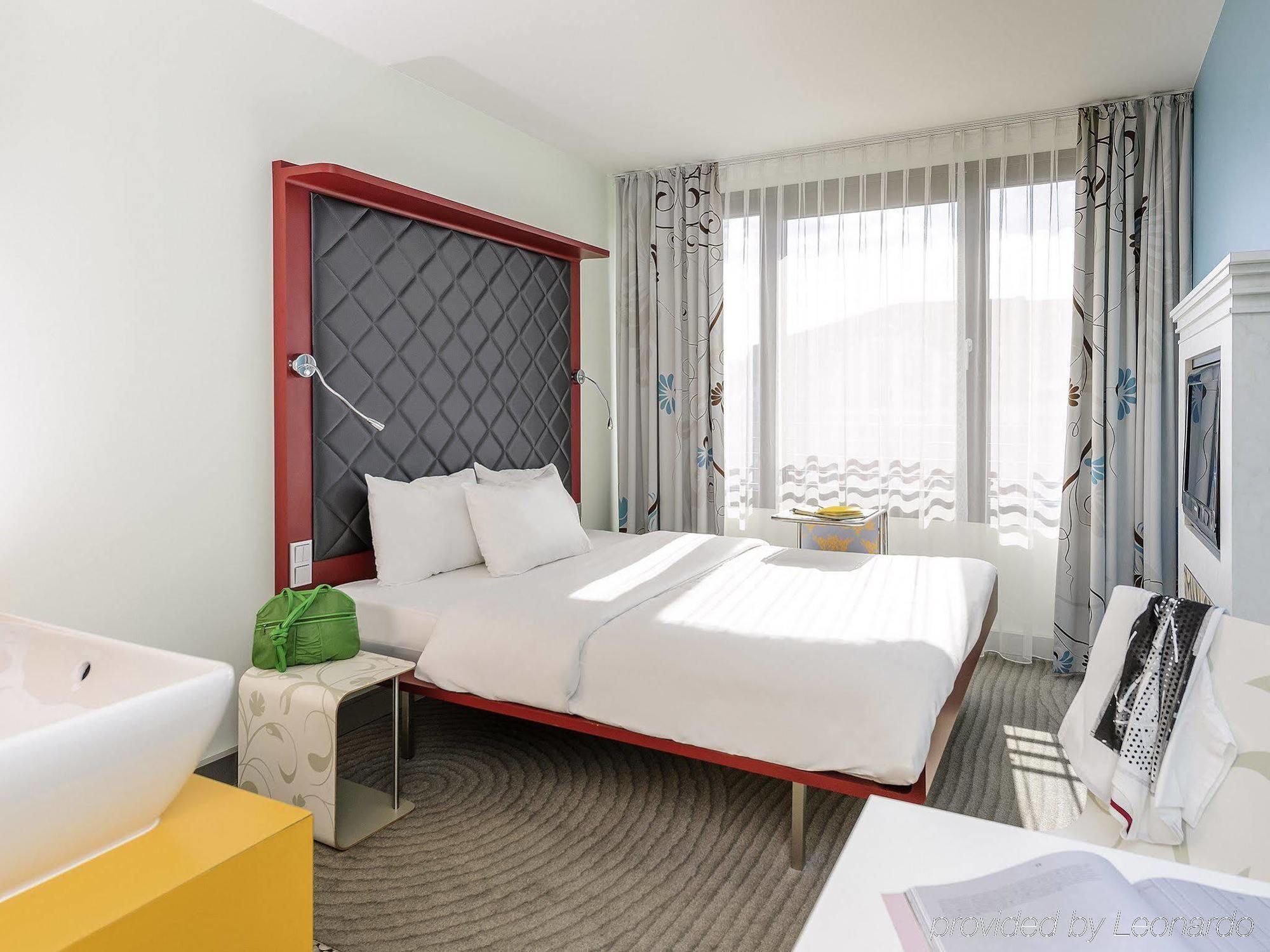 Ibis Styles Hotel Berlin Mitte Bagian luar foto