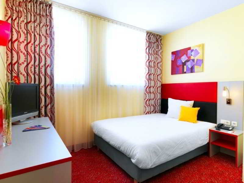 Ibis Styles Hotel Berlin Mitte Bagian luar foto